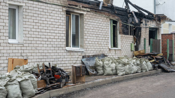 24/7 Emergency Fire Damage Removal experts in DeWitt, AR